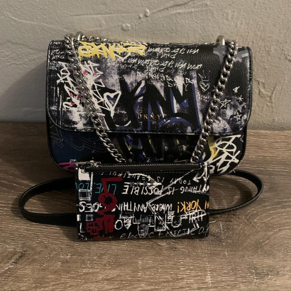 DKNY HANDBAG AND WALLET